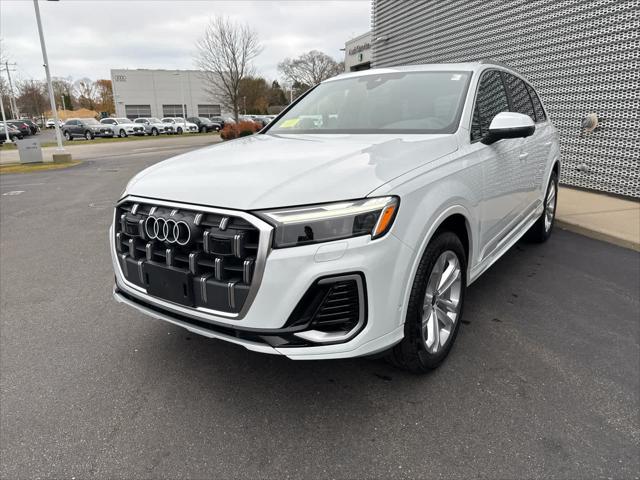 2025 audi q7 45 premium