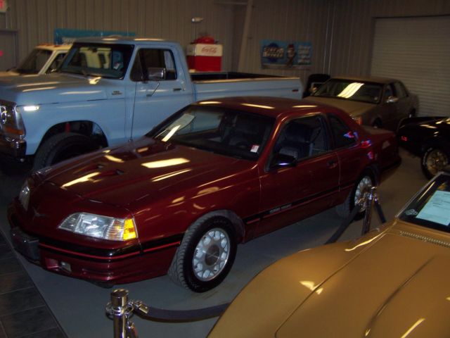 org-survivor-5-speed-turbo-coupe-ac-pampered-clean-all-stk-rock-solid-fox-beauty