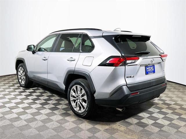 2024 toyota rav4 xle premium