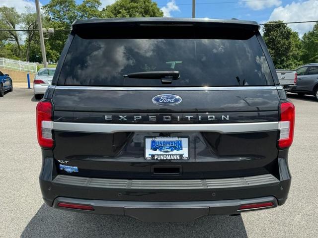 2023 ford expedition xlt