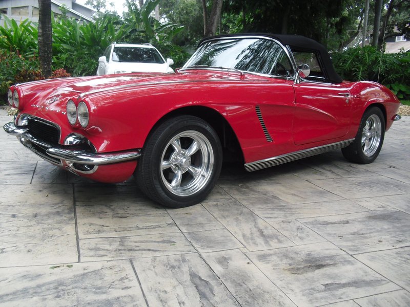 1962 chevrolet corvette fuelie convertible