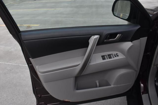 2011 toyota highlander se