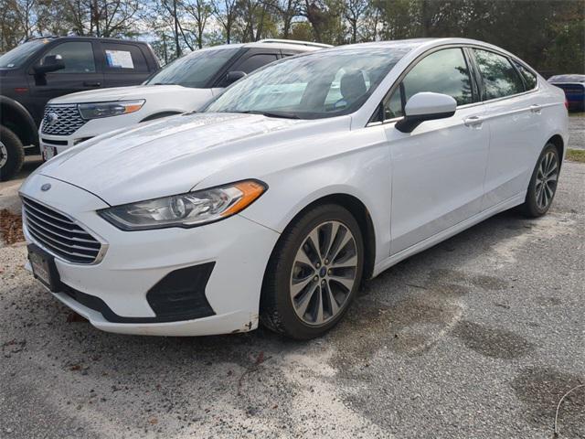 2020 ford fusion se