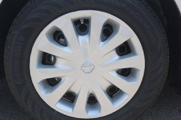 2014 nissan versa s plus in los angeles, ca