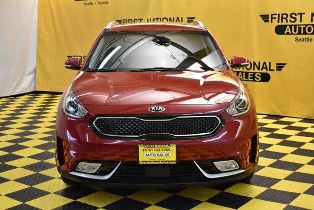 2017 kia niro touring in seattle, washington