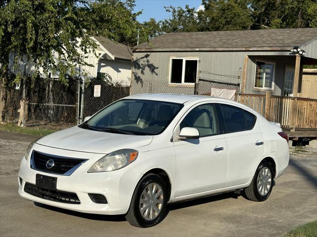 2014 nissan versa 1.6 sv