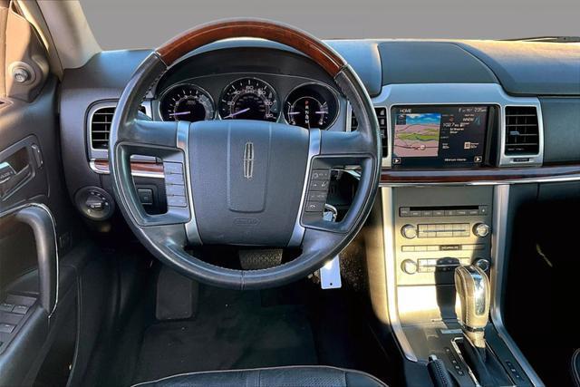 2011 lincoln mkz base