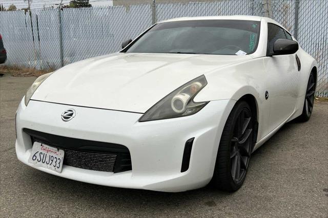 2014 nissan 370z base
