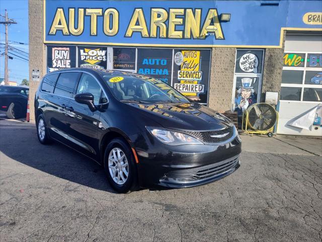 2017 chrysler pacifica lx