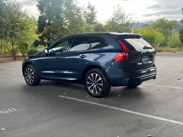 2024 volvo xc60 b5 plus dark theme