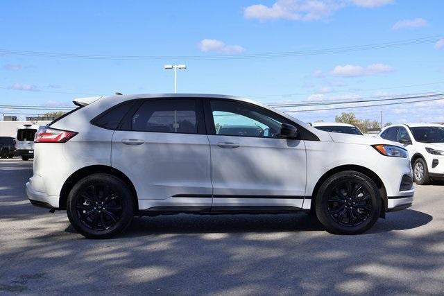 2023 ford edge se