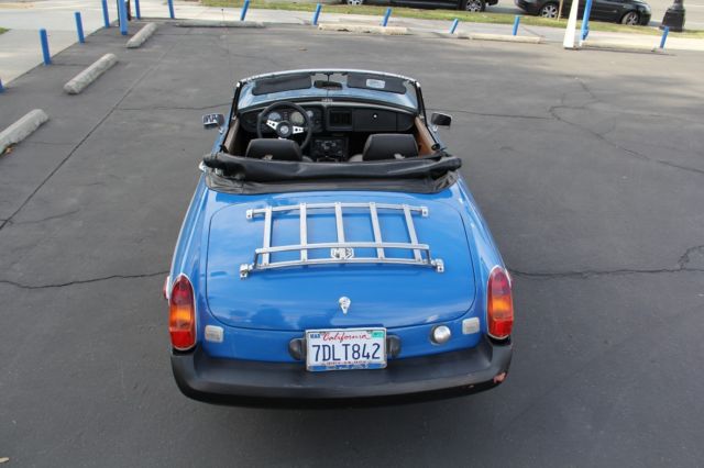 1977 mgb ,mark iv roadster, california car. runs & drives perfect