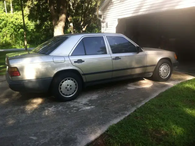 1987 mercedes-benz 300e 4-door 3.0l