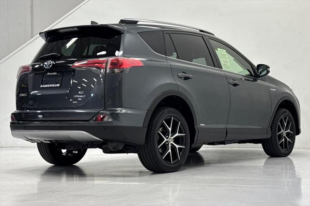 2017 toyota rav4 hybrid se
