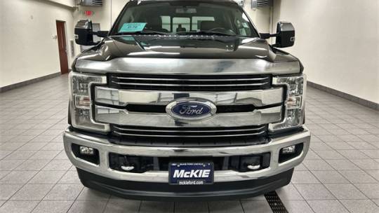 2017 ford f-350 super duty lariat