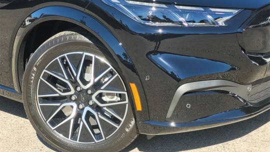 2024 Ford Mustang Mach-E