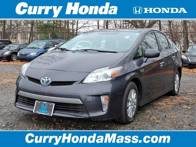 2013 toyota prius plug-in base