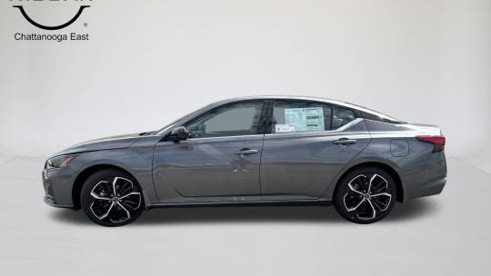 2025 Nissan Altima