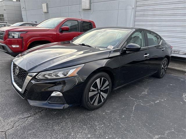 2021 nissan altima 2.5 sv
