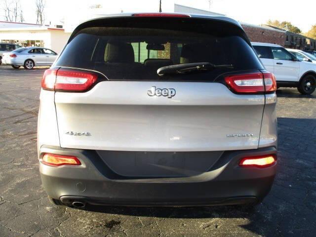 2016 jeep cherokee sport