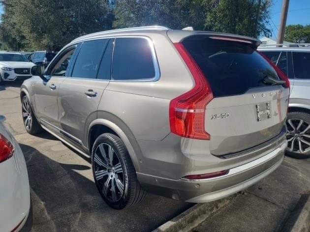 2022 volvo xc90 t6 awd inscription 6 seater