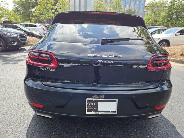 2017 porsche macan base
