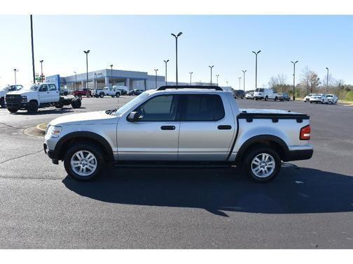 2010 ford explorer sport trac in saint louis, missouri