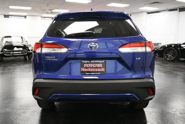 2023 toyota corolla cross le