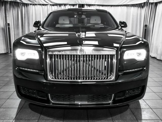 2018 rolls-royce ghost