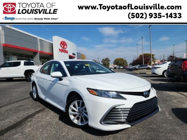 2024 toyota camry le