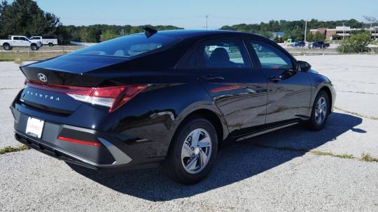 2024 Hyundai Elantra