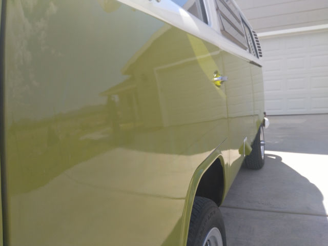 1972 volkswagen tin top camper van