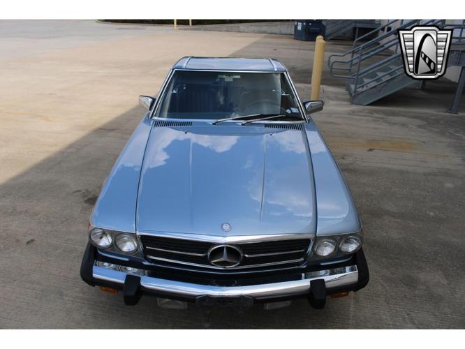 1988 mercedes-benz 560 in o'fallon, illinois