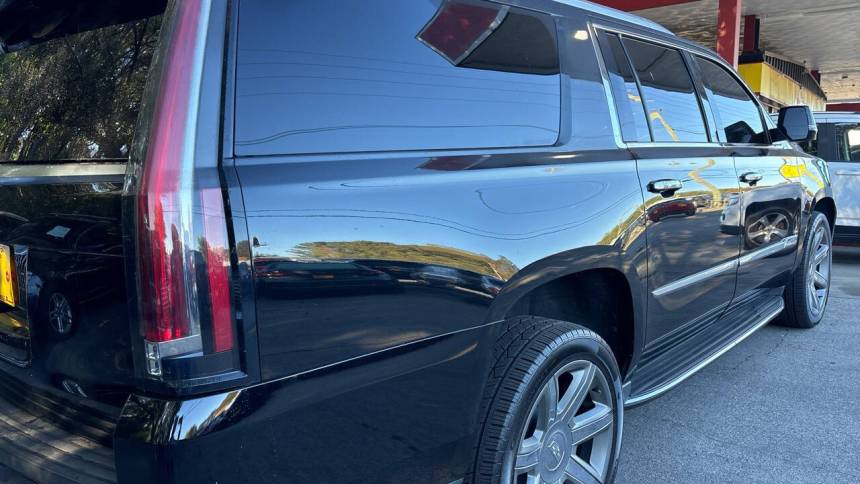 2018 cadillac escalade esv luxury