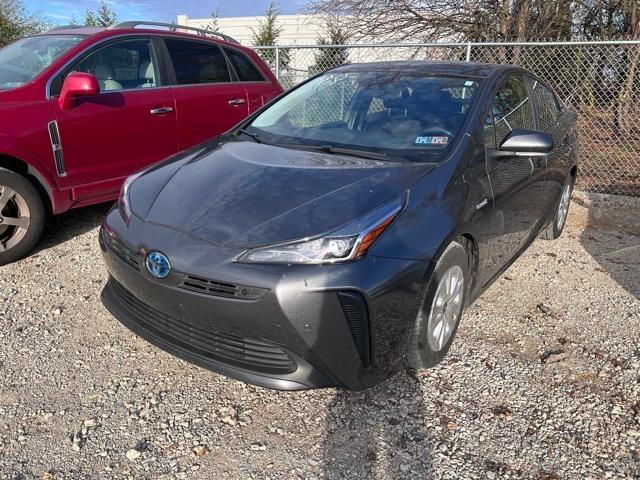 2022 toyota prius l