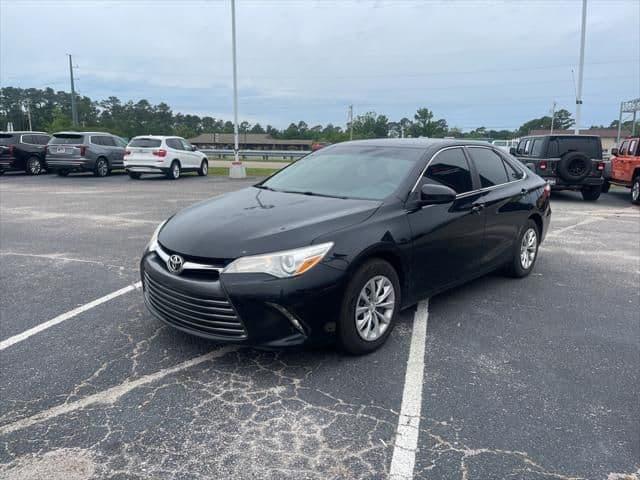 2015 toyota camry le in myrtle beach, south carolina