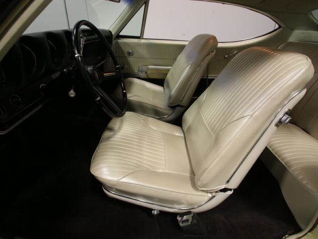 real-deal code 44 442, 400 v8, column shift auto, buckets, factory a/c, ps, pb!!