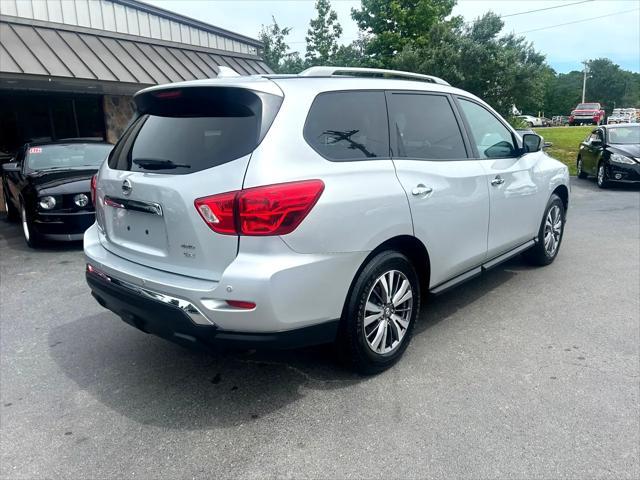 2019 nissan pathfinder sv