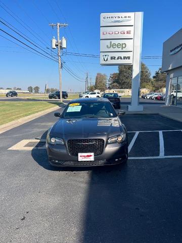 2023 chrysler 300 s