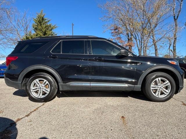 2021 ford explorer xlt