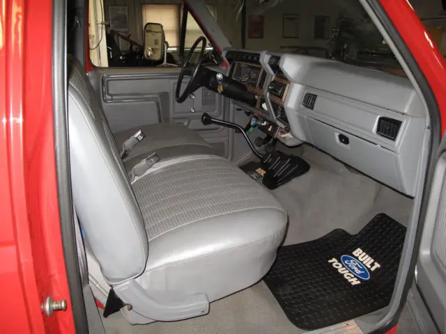 1986 f350 wrecker.20 k miles