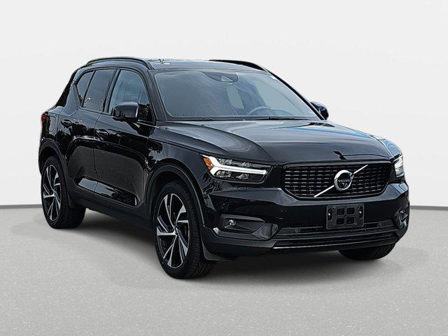 2020 volvo xc40 t5 r-design
