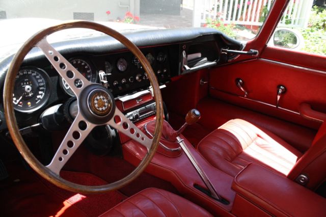 jaguar e-type 1965
