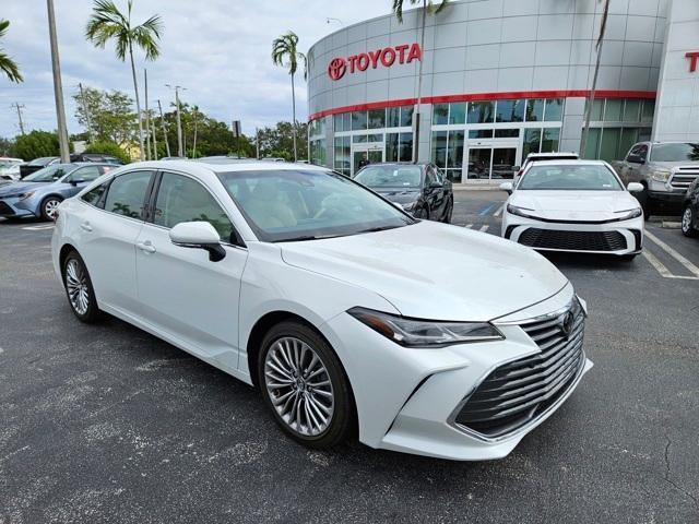 2020 toyota avalon limited