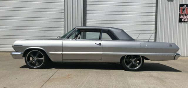 real ss with big block engine, 4 speed manual, power steering and disc brakes