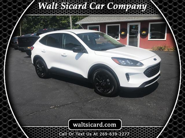 2020 ford escape se