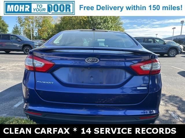 2016 ford fusion se
