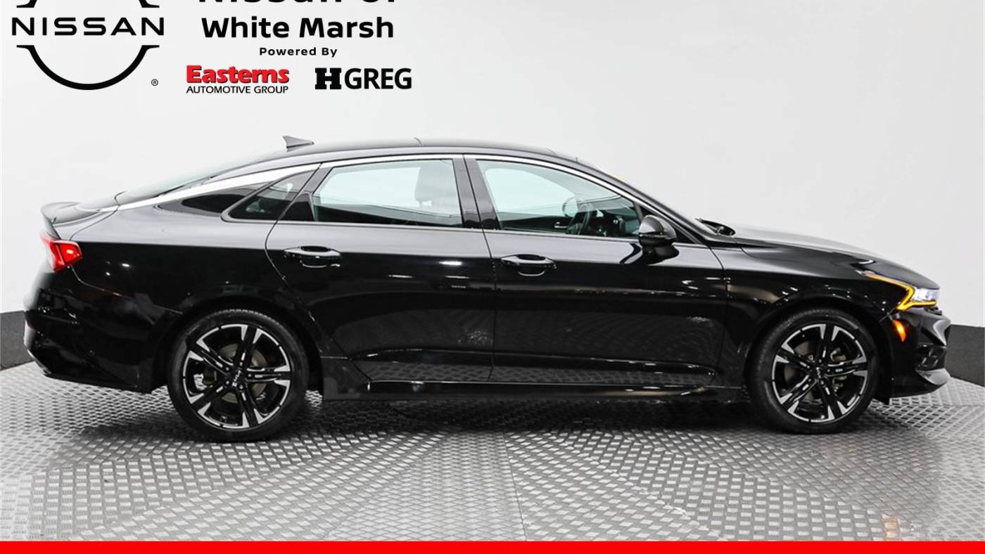 2022 kia k5 gt-line