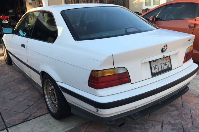 1993 bmw 318is base coupe 2-door 1.8l