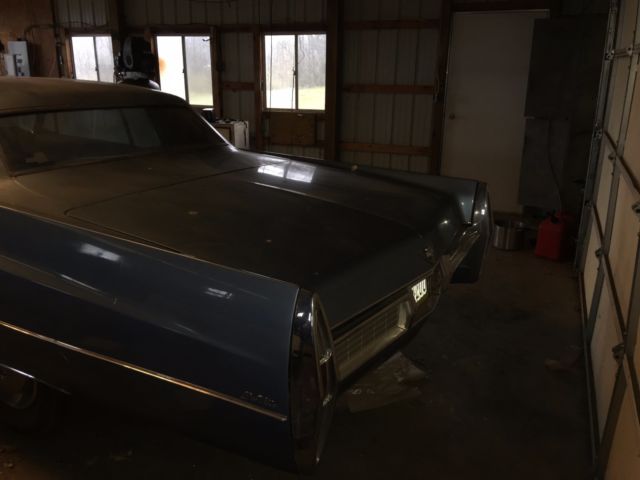 1967 cadillac 2 door hard top -needs engine rebuild